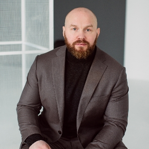 Евгений Семенов