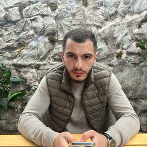 Юрий Айрапетян