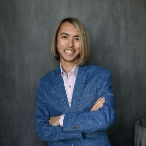 Александр Хан