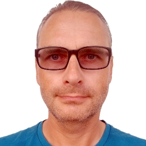 Роман Веселов