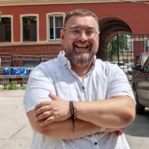 Леонид Голованов