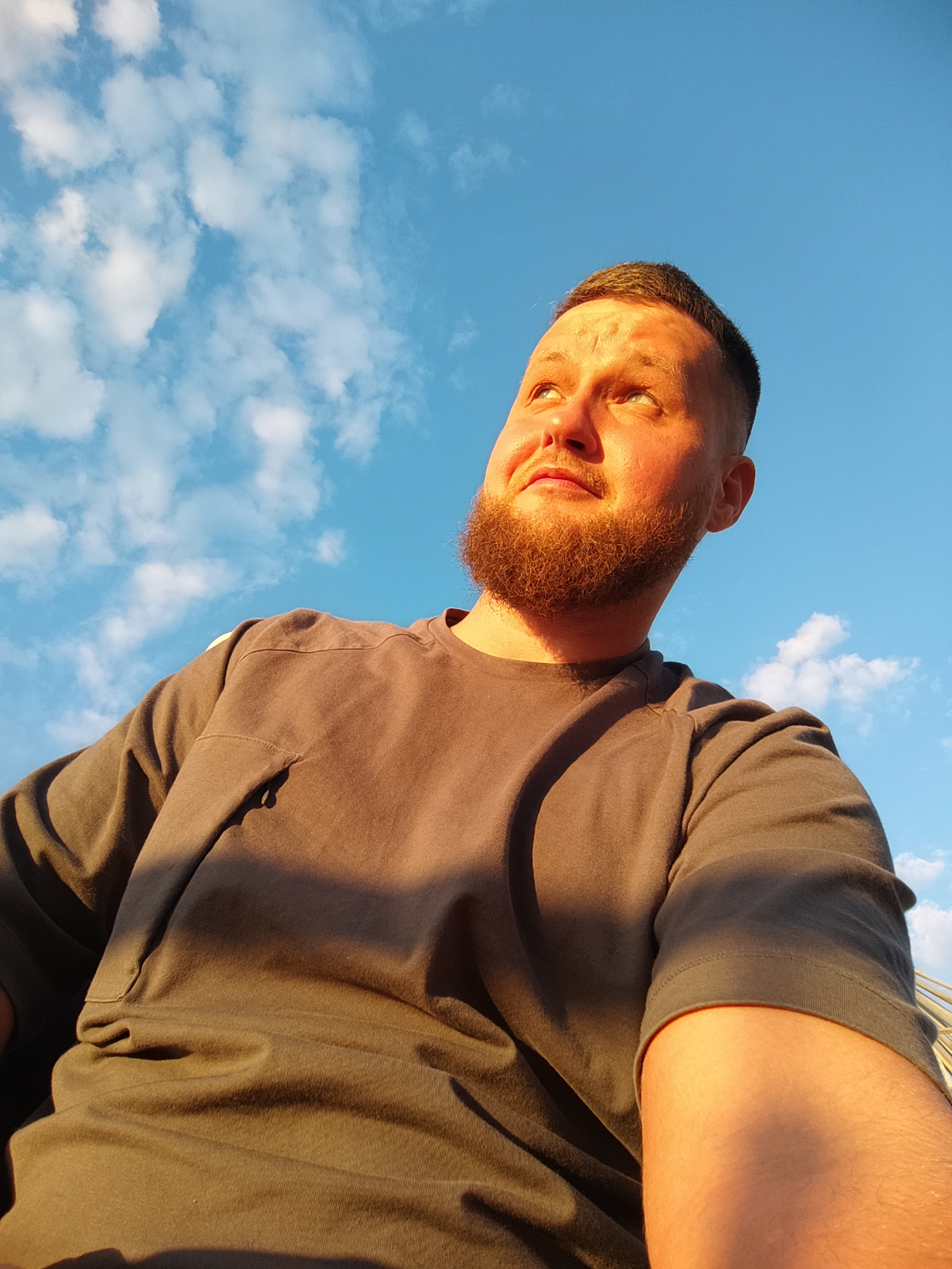 Сочи ждёт тебя в своей сетке 🌴😎🤝🤩🌴 | Сетка — социальная сеть от hh.ru