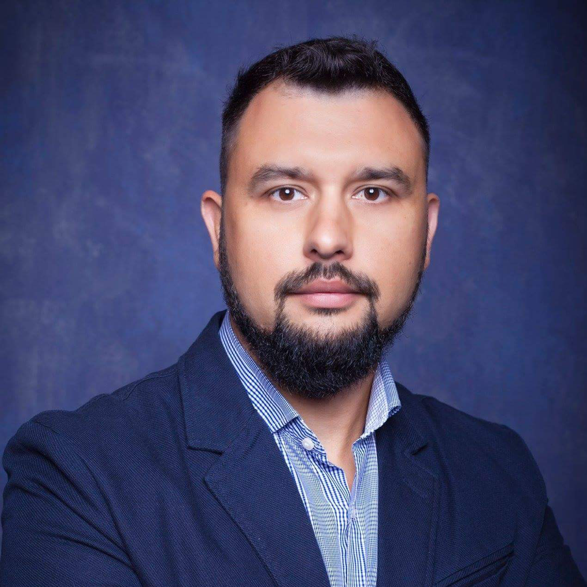 Андрей Леонидов