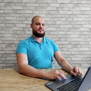 Александр Серебряков
