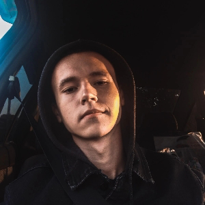 Александр Жильцов