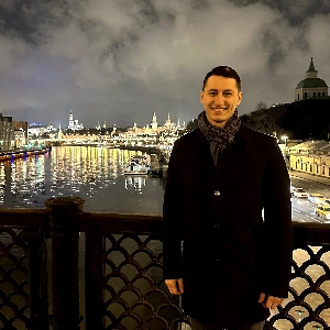 Robert Vardanyan | Сетка — социальная сеть от hh.ru