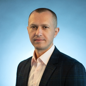 Роман Фролов