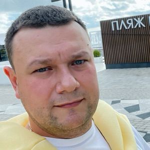 Алексей Жданов