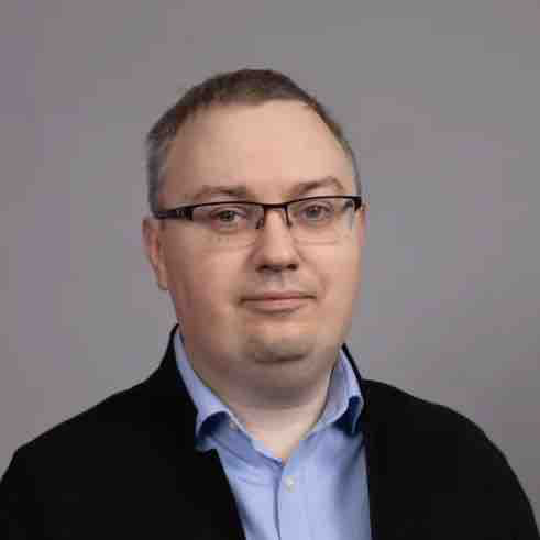 Денис Тарасов