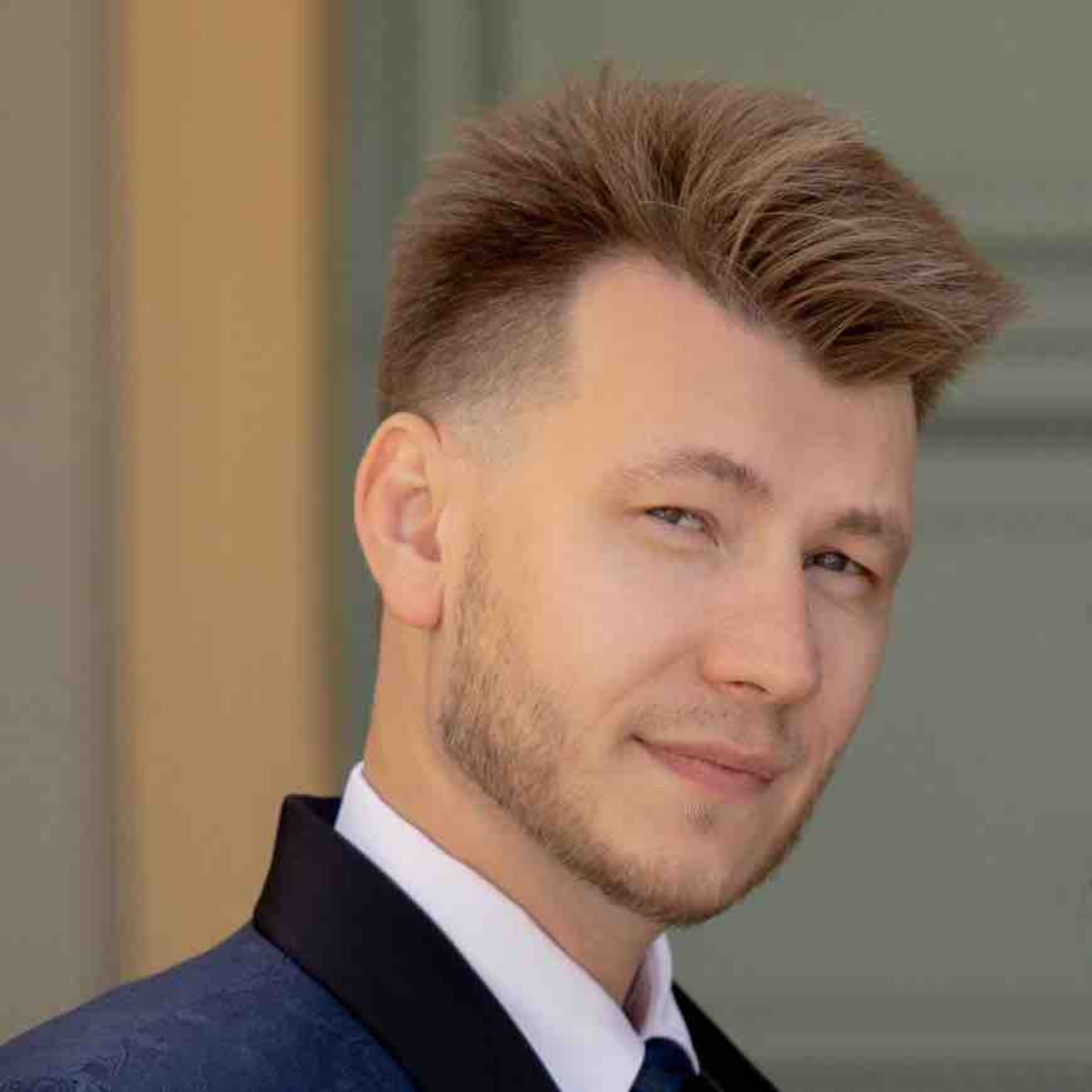 Максим Захаров