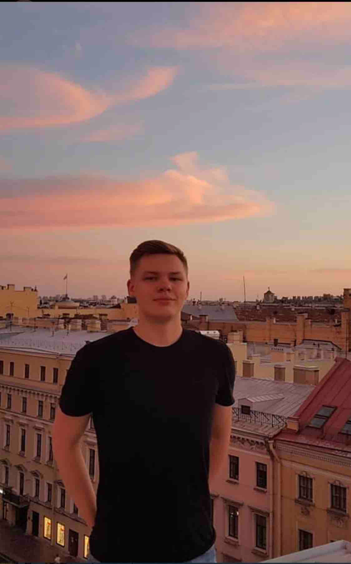 Егор Николаенков