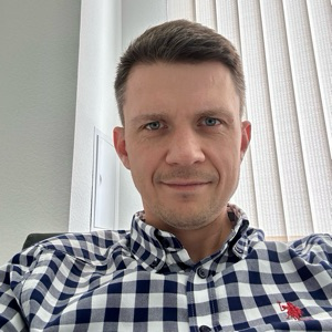 Олег Абрашин | Сетка — социальная сеть от hh.ru