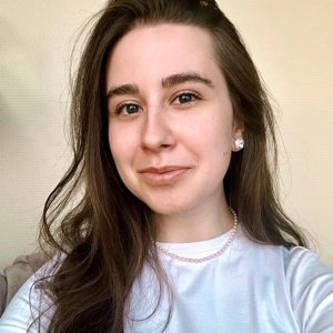 Александра Минакова | Сетка — социальная сеть от hh.ru