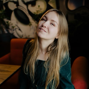 Александра Бондаренко