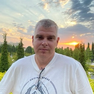 Денис Тепляков