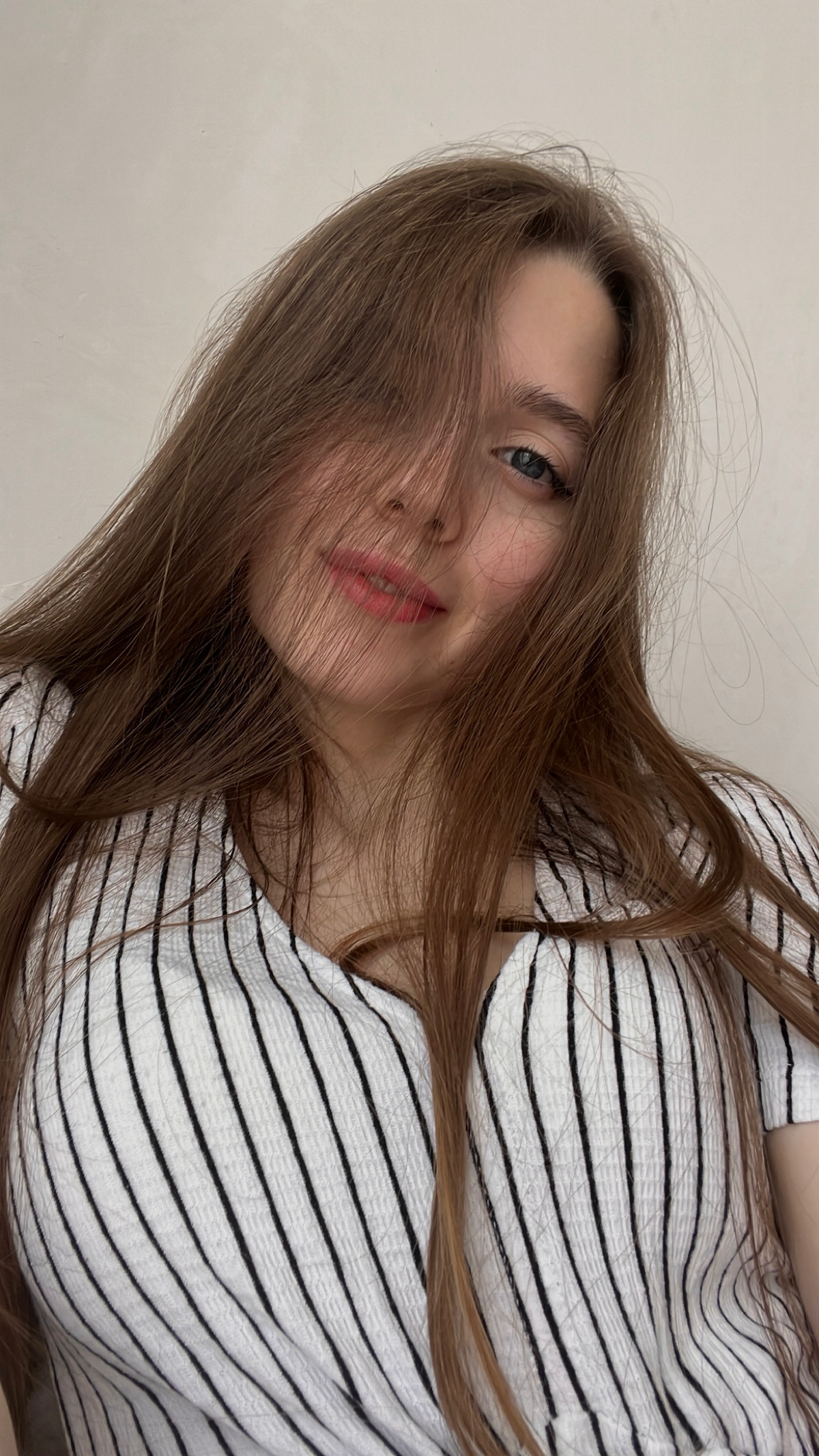 Разреши мне принять тебя той любовью с которой я умею. Со мной ты можешь ошибаться ,ведь мы живём тут в первый раз и я буду поддерживать тебя,а ты - меня | Сетка — социальная сеть от hh.ru