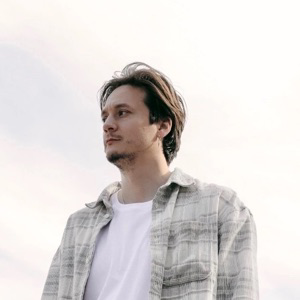 Роман Корец