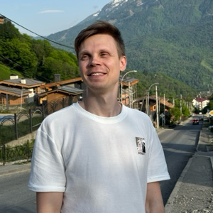 Денис Украинцев