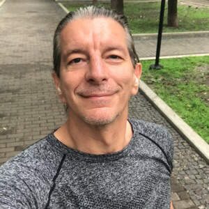 Сергей Азаров