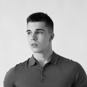 Даниил Попов