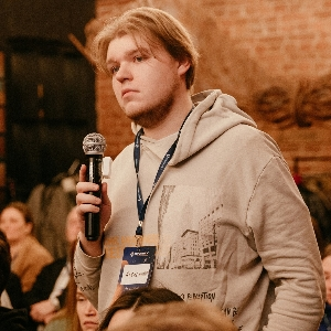 Александр Богданов