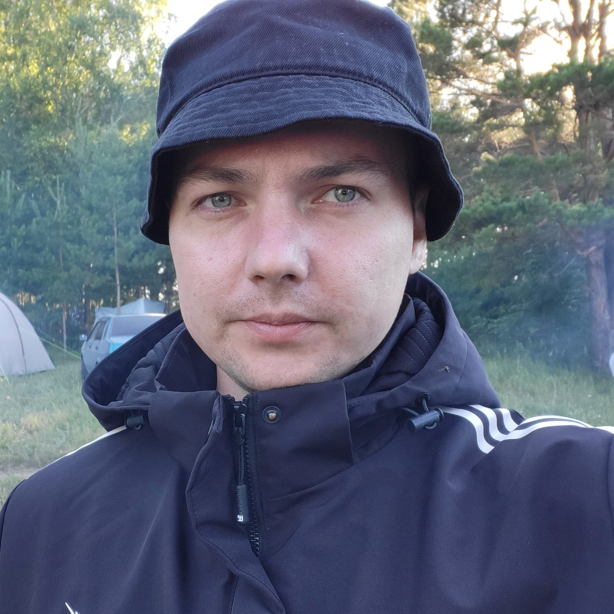 Александр Плотников
