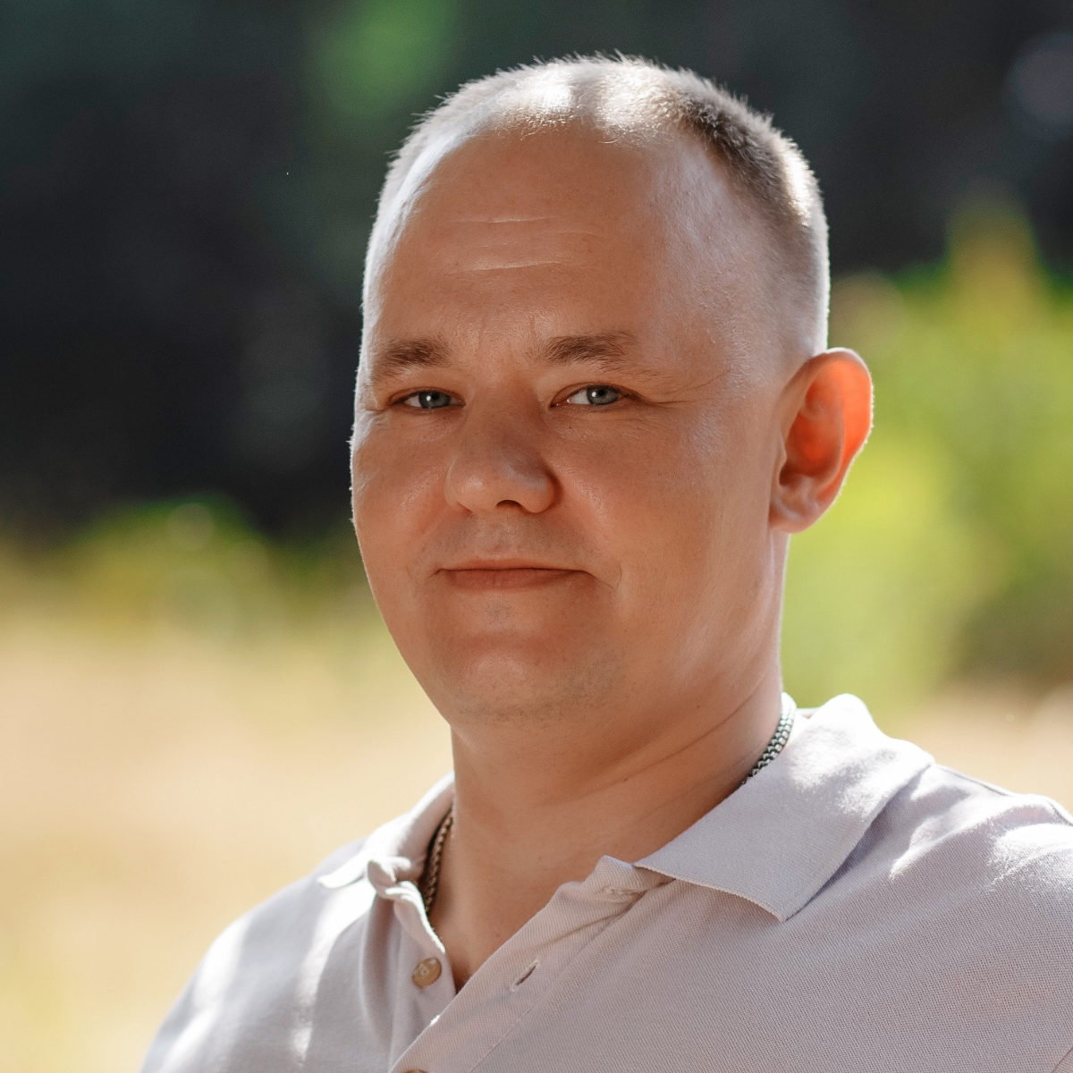 Илья Алипов