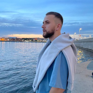 Владислав Аленевский