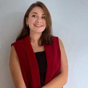 Юлия Прилуцкая