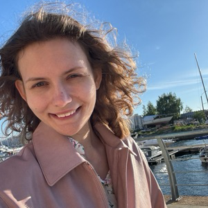 Арина Петрова | Сетка — социальная сеть от hh.ru