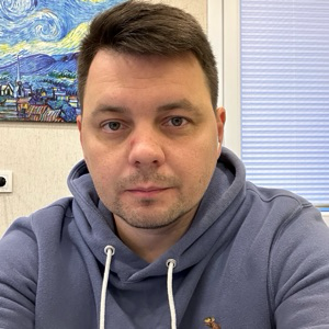 Антон Аверин