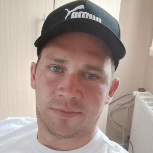 Александр Навозов
