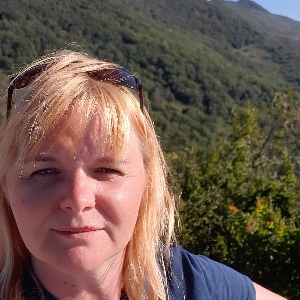 Елена Романова
