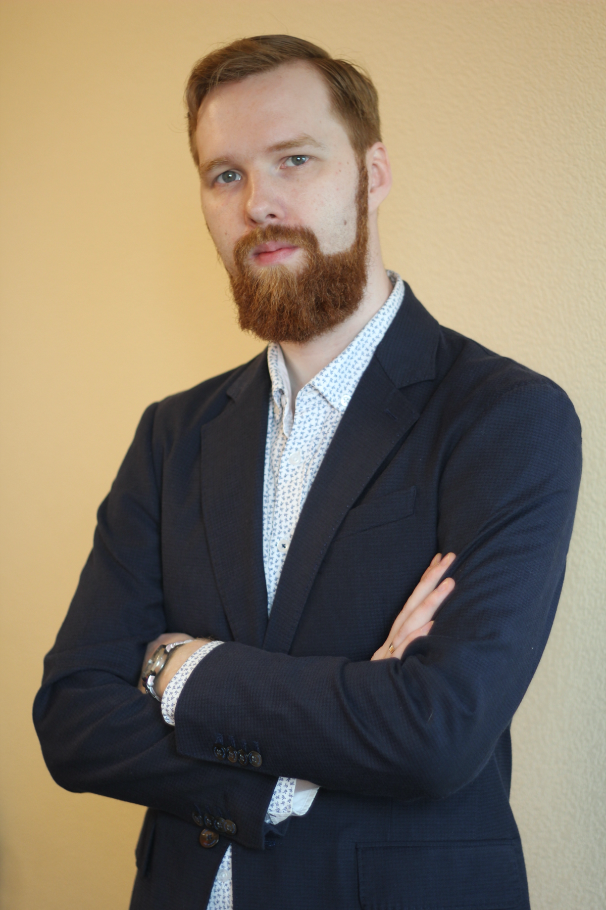 Александр Апархов