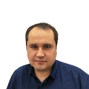 Василий Романов