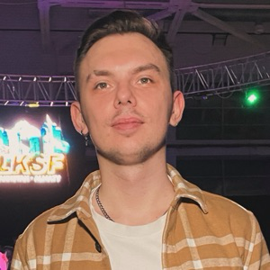 Виталий Владимиров | Сетка — социальная сеть от hh.ru