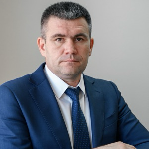 Денис Головин