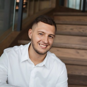 Андрей Антохин