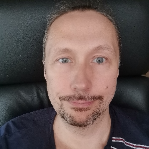 Максим Бухтеев