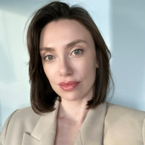 Анна Хайкова