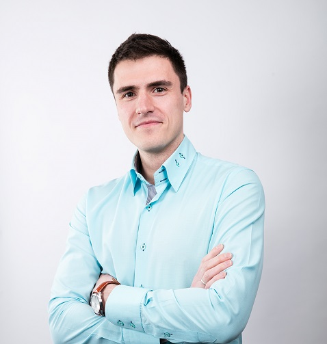 Евгений Шмат