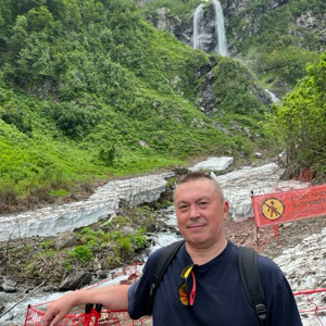 Юрий Секликов