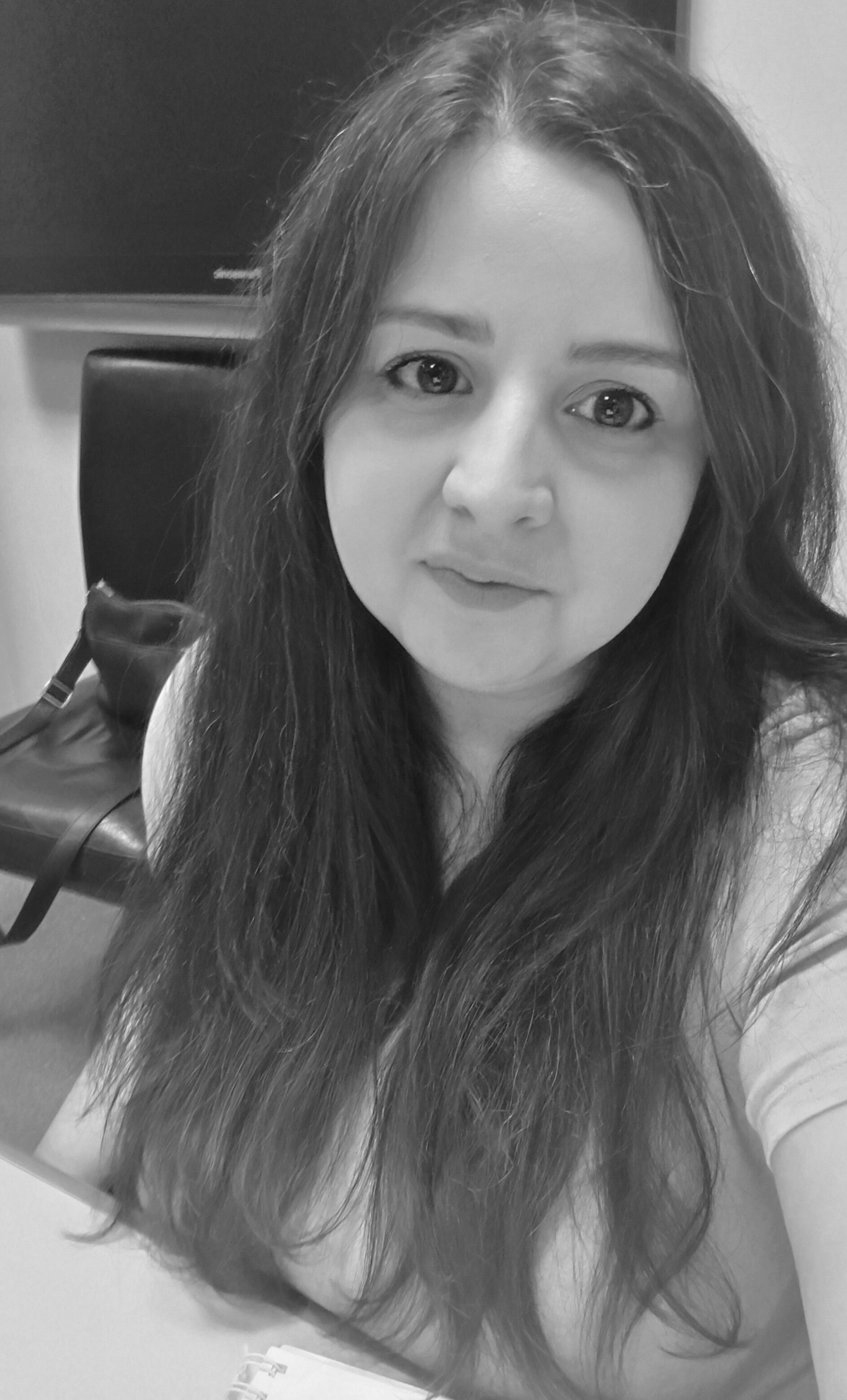 Камила Велиева