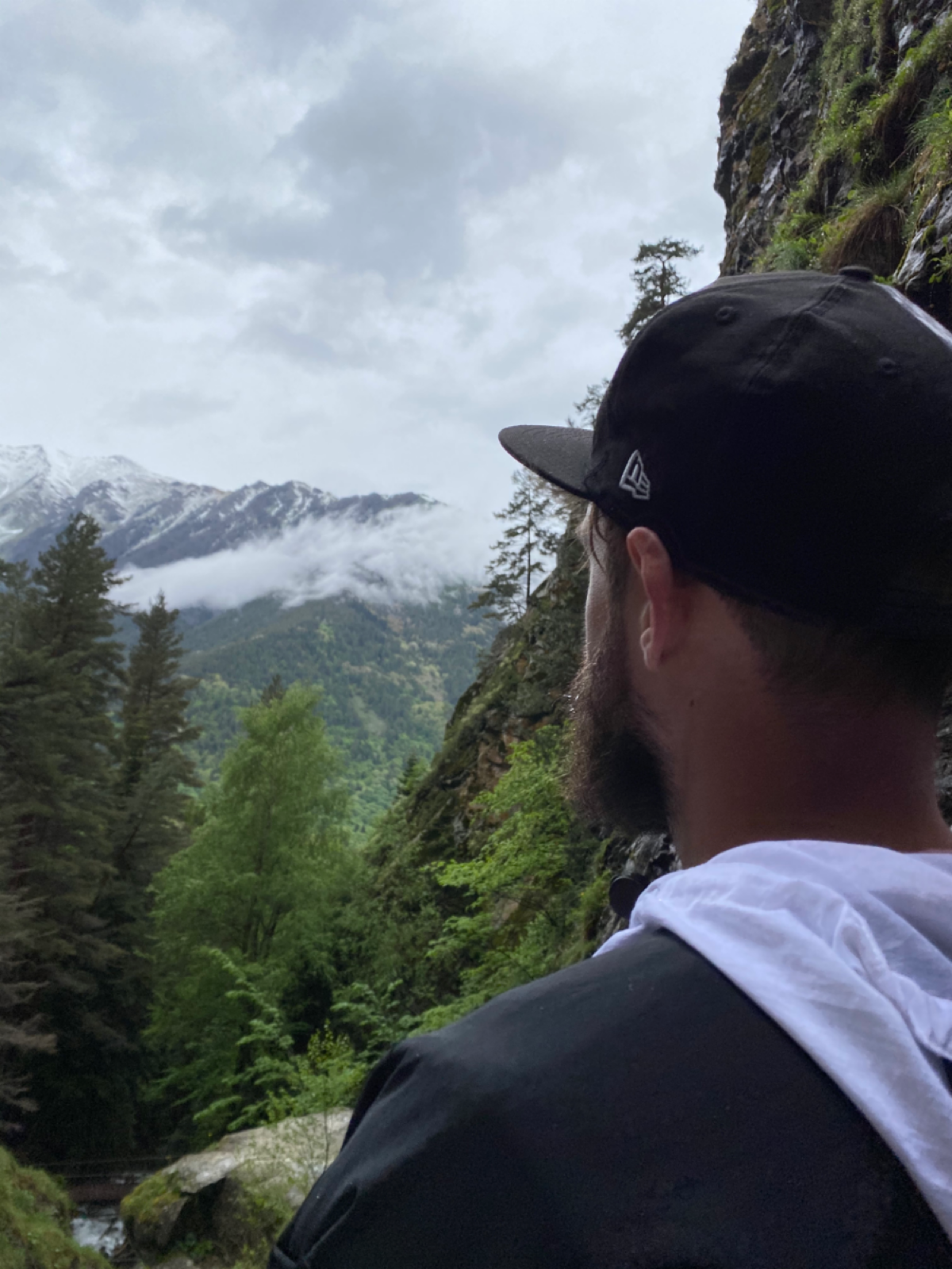 Максим Анюшин