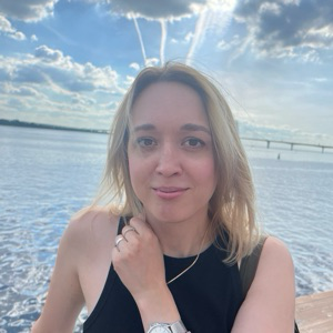 Наталия Божукова | Сетка — социальная сеть от hh.ru