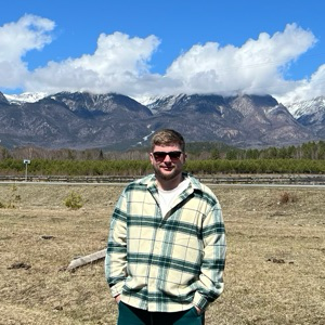 Юрий Емельянов