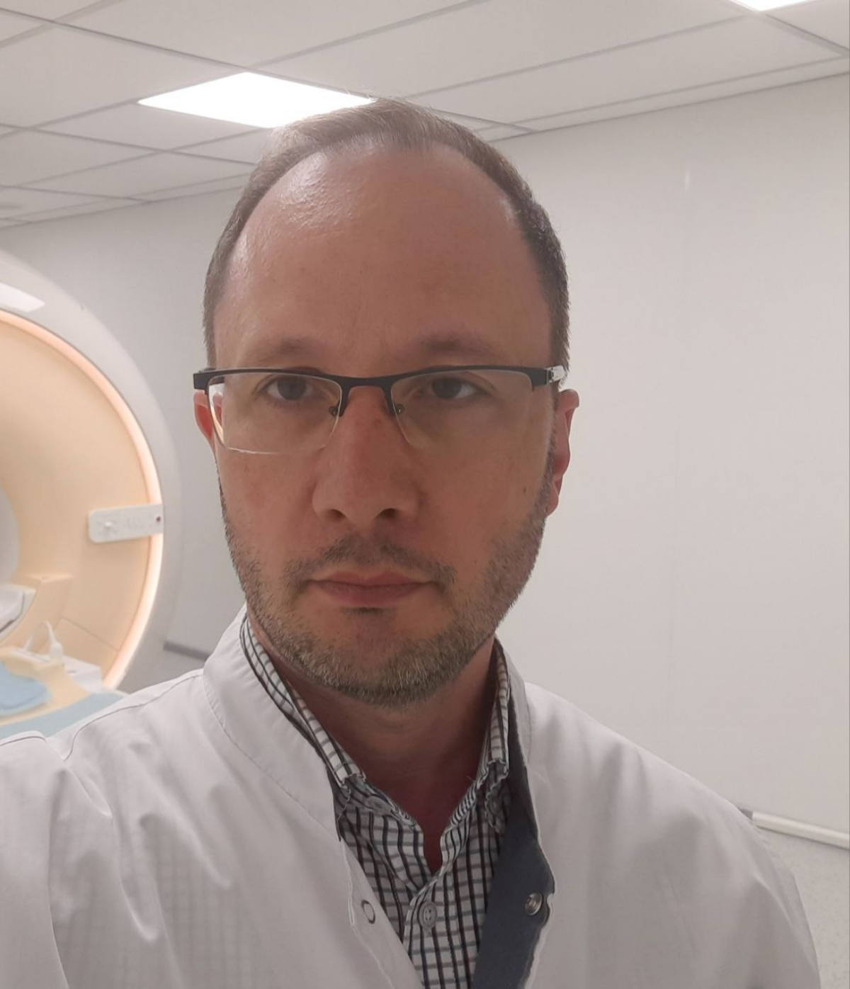 Айк Никиян | Сетка — социальная сеть от hh.ru