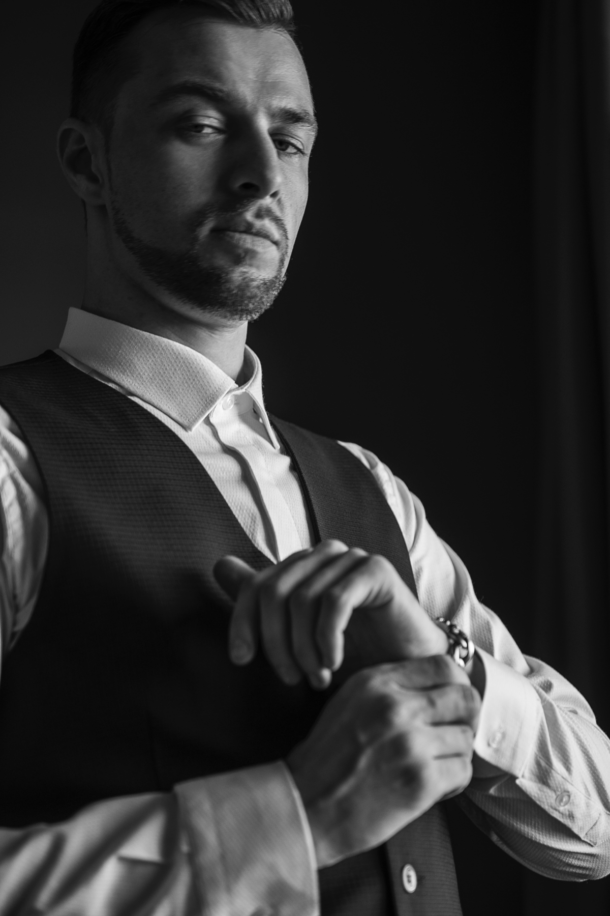 Roman Roman | Сетка — социальная сеть от hh.ru