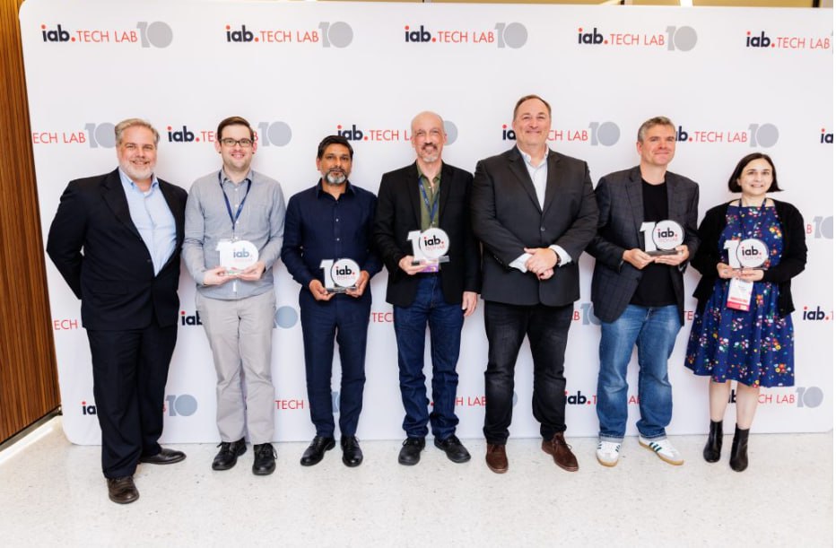 Overheard at The IAB Tech Lab Summit - линк
Традиционный прогрев перед дайджестом по четвергам!
Обсудим мероприятие IAB Tech Lab, на которое нас не позвали | Сетка — социальная сеть от hh.ru