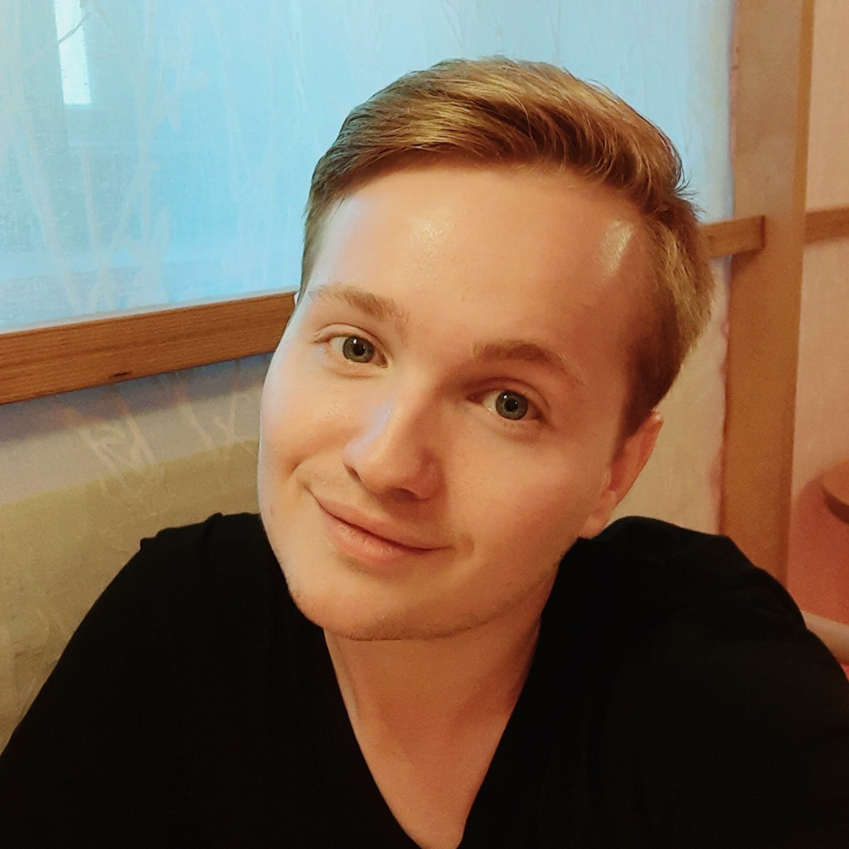Романов Юрий
